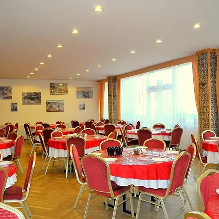 Osrodek Wypoczynkowy Perla Semesteranläggning (resort) *